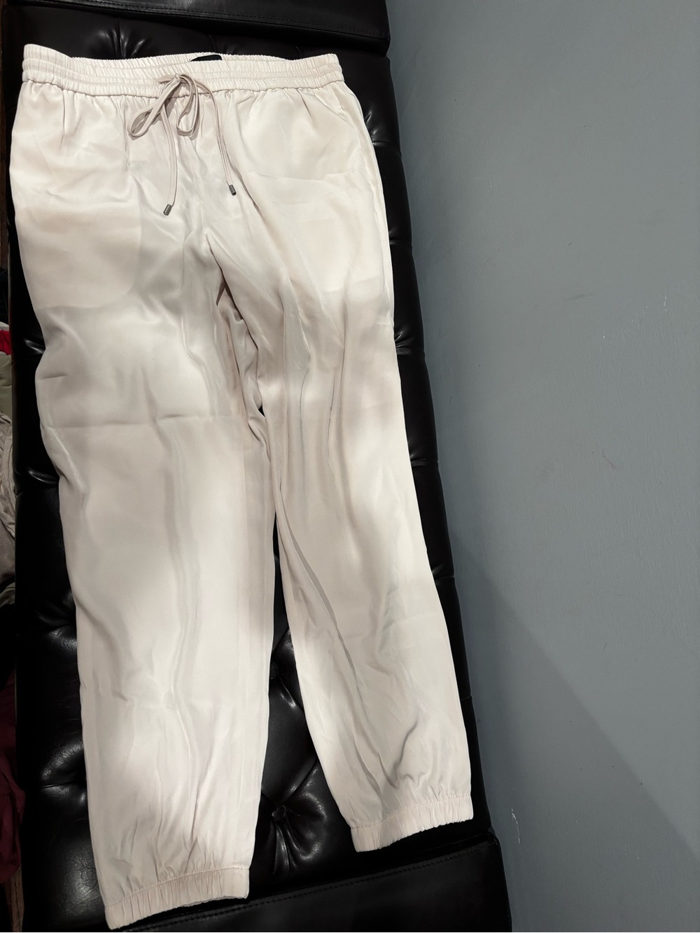 Women’s Cream Drawstring Jogger Pants